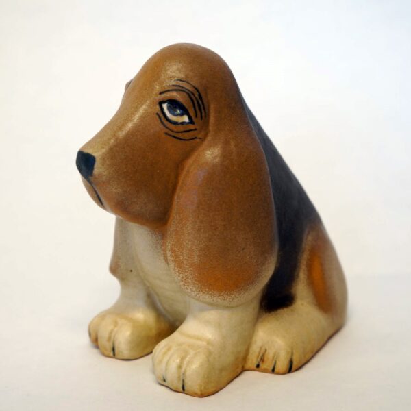 Lisa Larson - Kennel Basset